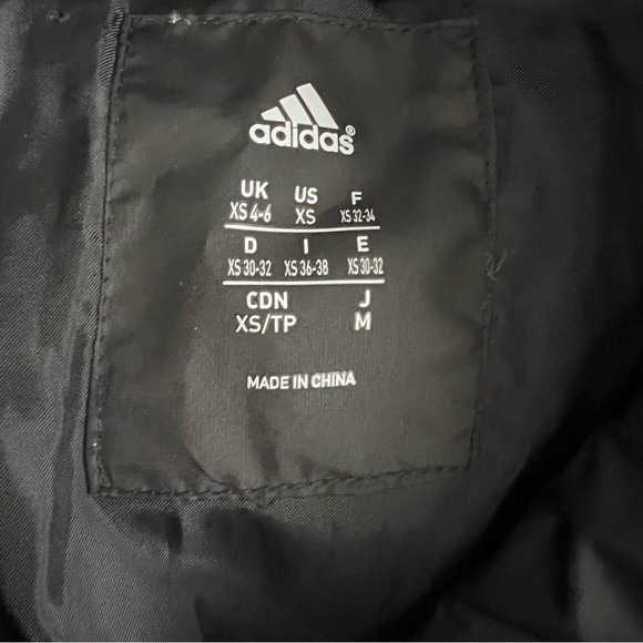 Adidas long down filled coat xs - Picture 6 of 7